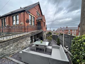 Photo 27- click for photo gallery